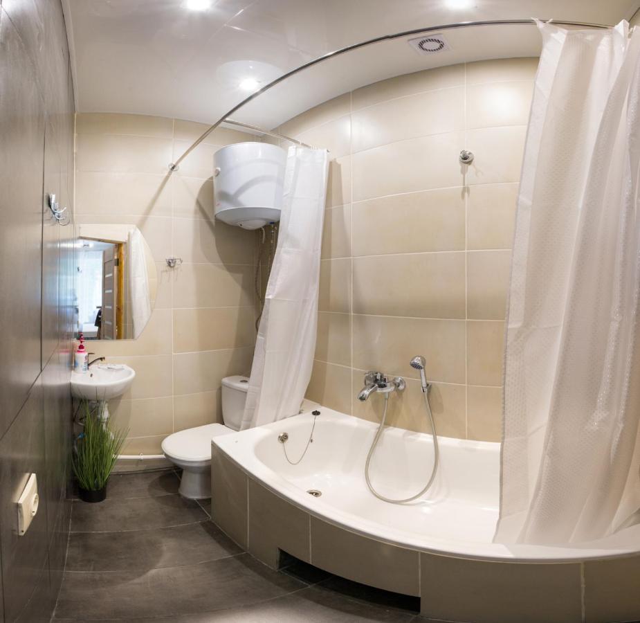 Well located studio - Yaroslavska str. 21 Lägenhet Charkiv Exteriör bild