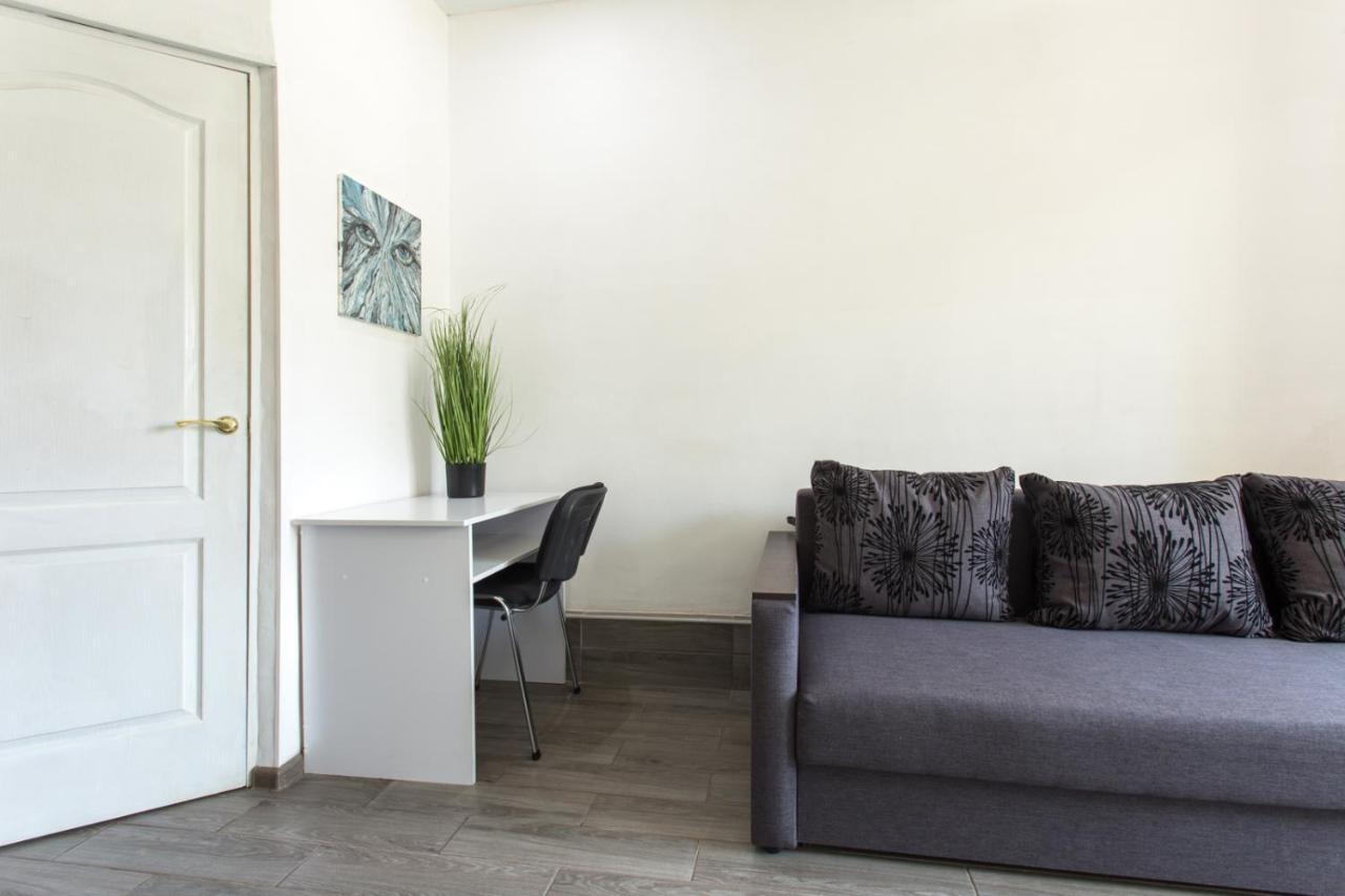 Well located studio - Yaroslavska str. 21 Lägenhet Charkiv Exteriör bild