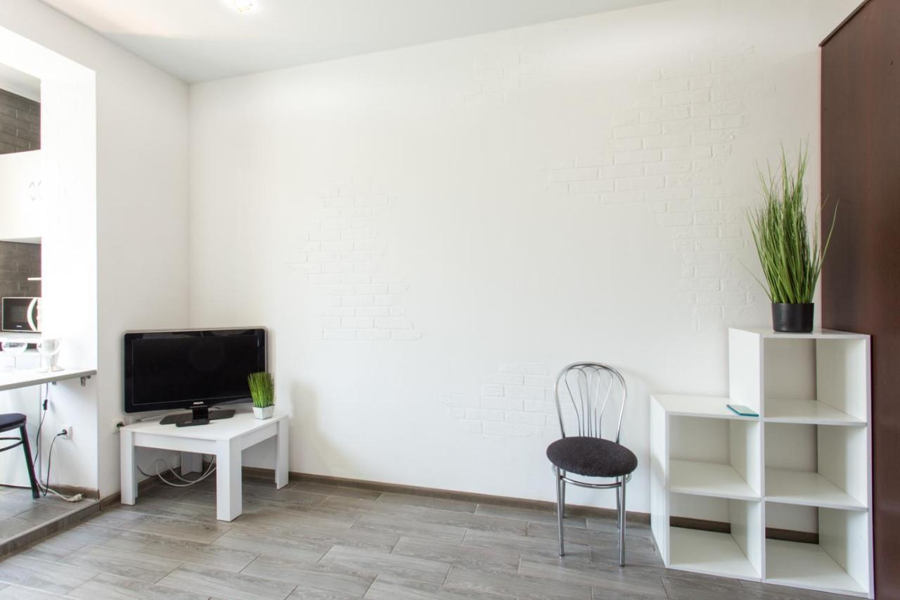 Well located studio - Yaroslavska str. 21 Lägenhet Charkiv Exteriör bild