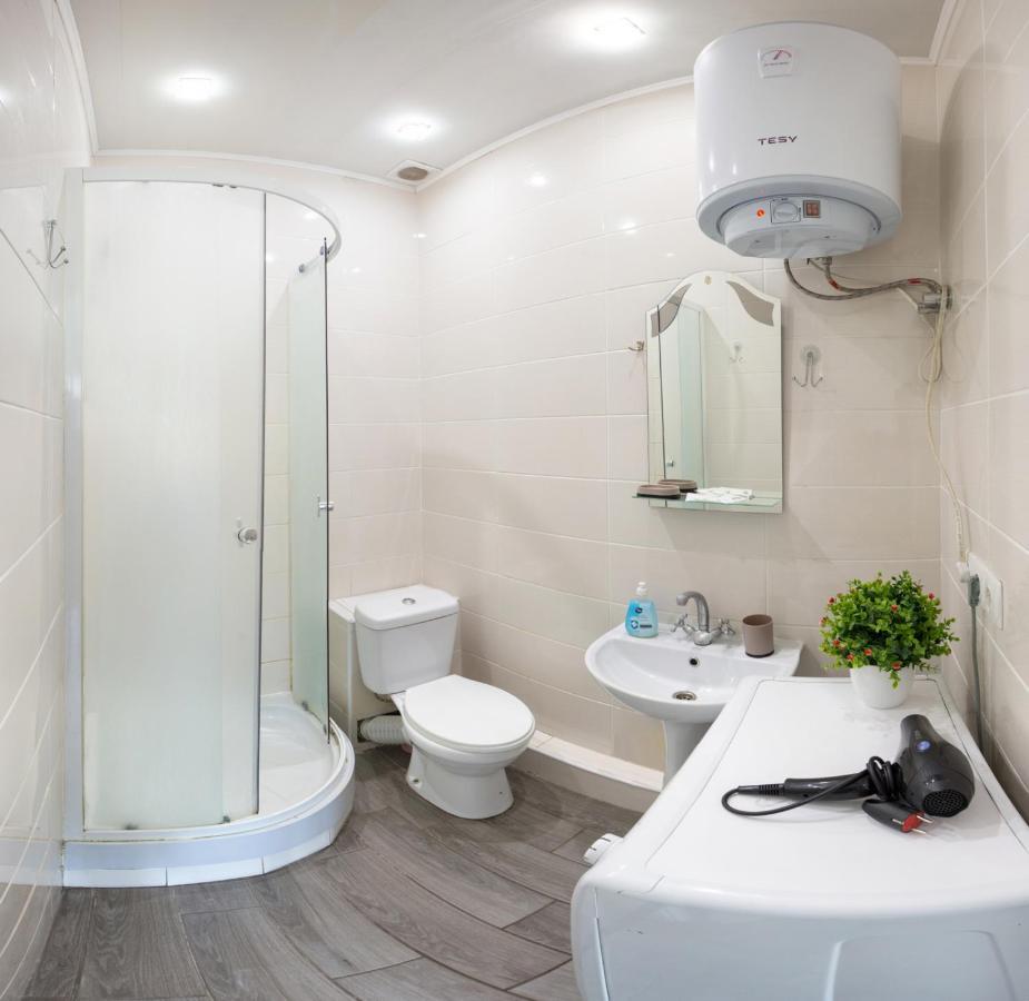 Well located studio - Yaroslavska str. 21 Lägenhet Charkiv Exteriör bild