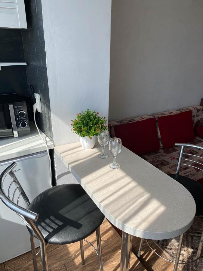Well located studio - Yaroslavska str. 21 Lägenhet Charkiv Exteriör bild