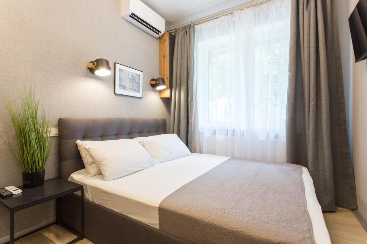Well located studio - Yaroslavska str. 21 Lägenhet Charkiv Exteriör bild